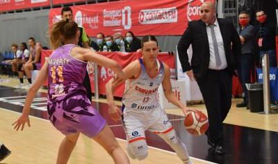 SANDRA YGUERAVIDE 20-21 3