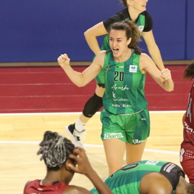 2023-12-03, Gernika. Ligako partida Lointek Gernika eta Araski artean.

03-12-2023, Gernika. Partido de Liga entre Lointek Gernika y Araski.